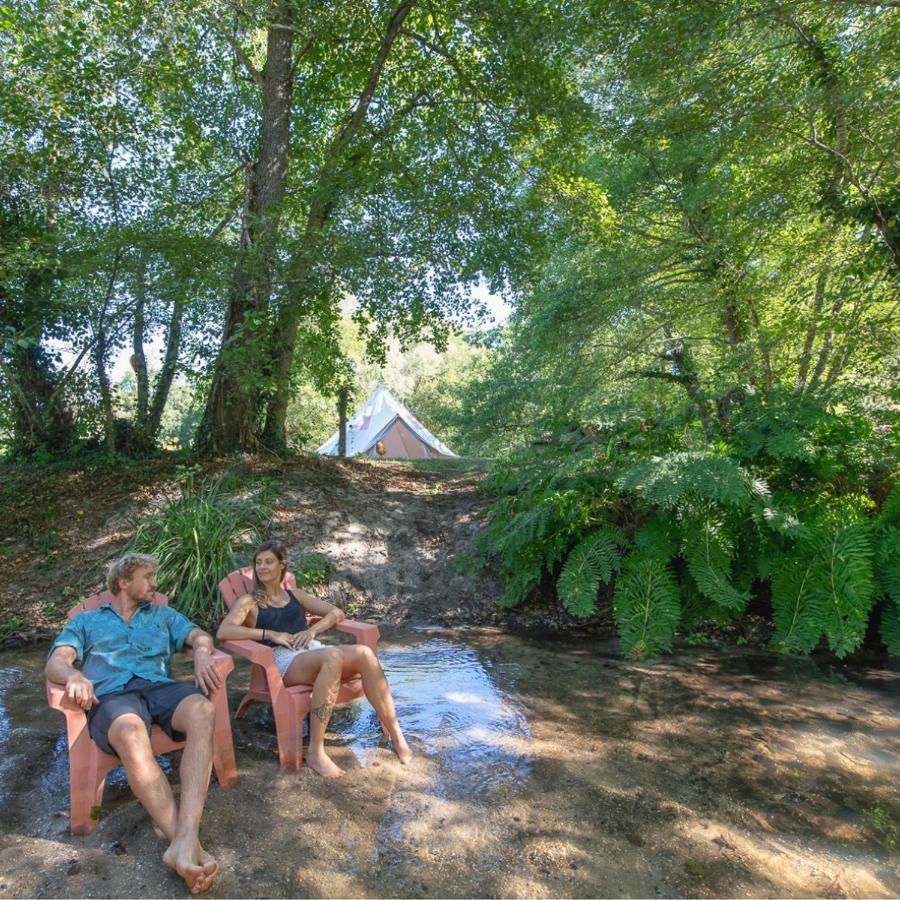 La Wigwam Bleu Du Domaine Du Pas De L'Ane 호텔 미오 외부 사진